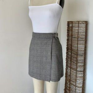 SOLD- Brandy Melville Emerson Skirt